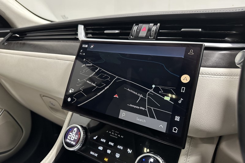 2021 (21) JAGUAR F-PACE 2.0 D200 HSE 5dr Auto AWD 5786663