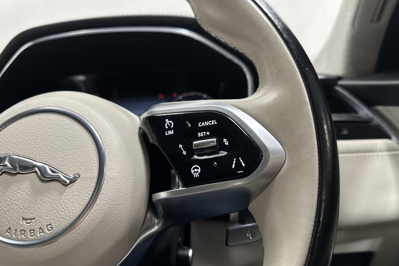 2021 (21) JAGUAR F-PACE 2.0 D200 HSE 5dr Auto AWD 5786656