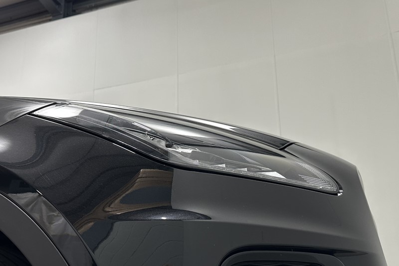 2023 (23) JAGUAR E-PACE 2.0 D200 R-Dynamic Black 5dr Auto 5790869