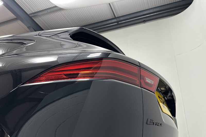 2023 (23) JAGUAR E-PACE 2.0 D200 R-Dynamic Black 5dr Auto 5790863