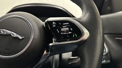2023 (23) JAGUAR E-PACE 2.0 D200 R-Dynamic Black 5dr Auto 5790839