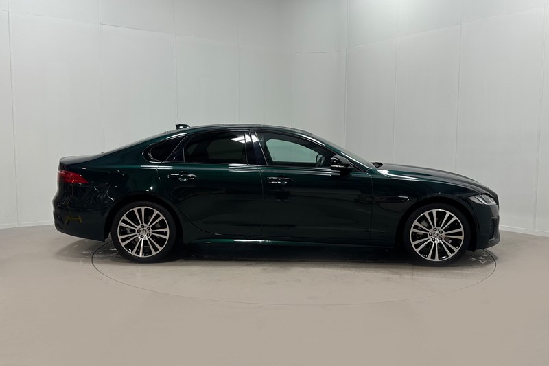 2024 (24) JAGUAR XF 2.0 D200 R-Dynamic SE Black 4dr Auto 5774349