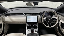 2024 (24) JAGUAR XF 2.0 D200 R-Dynamic SE Black 4dr Auto 5774394