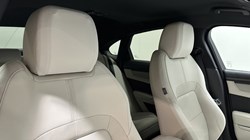 2024 (24) JAGUAR XF 2.0 D200 R-Dynamic SE Black 4dr Auto 5774363