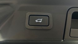 2022 (22) LAND ROVER RANGE ROVER VELAR 2.0 D200 Edition 5dr Auto 5771536
