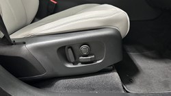 2023 (73) LAND ROVER RANGE ROVER VELAR 2.0 P250 Dynamic SE 5dr Auto 5781650