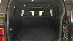 2025 (25) LAND ROVER DEFENDER 3.0 D350 Outbound 130 5dr Auto 5774288