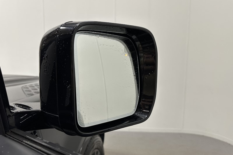 2025 (25) LAND ROVER DEFENDER 3.0 D350 Outbound 130 5dr Auto 5774257