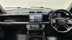 2025 (25) LAND ROVER DEFENDER 3.0 D350 Outbound 130 5dr Auto 5774251