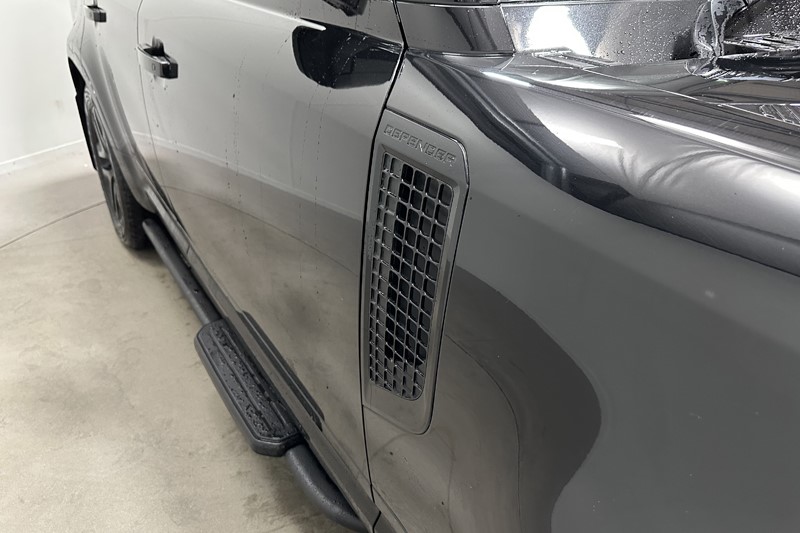 2025 (25) LAND ROVER DEFENDER 3.0 D350 Outbound 130 5dr Auto 5774296