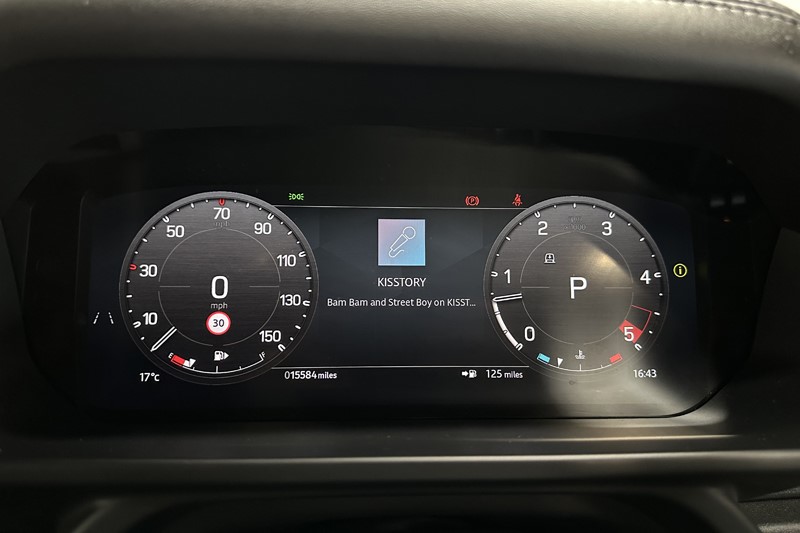 2025 (25) LAND ROVER DEFENDER 3.0 D350 Outbound 130 5dr Auto 5774266