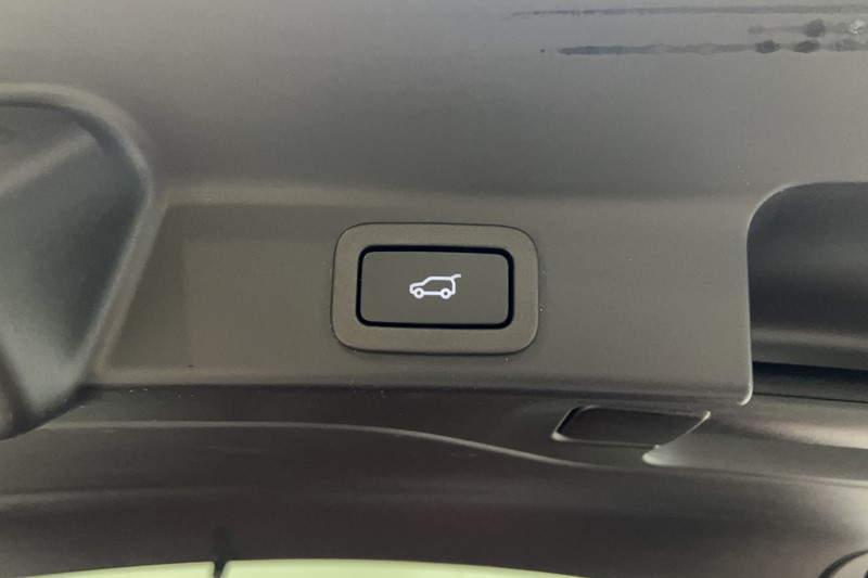 2022 (72) JAGUAR F-PACE 2.0 D200 R-Dynamic S 5dr Auto AWD 5802052