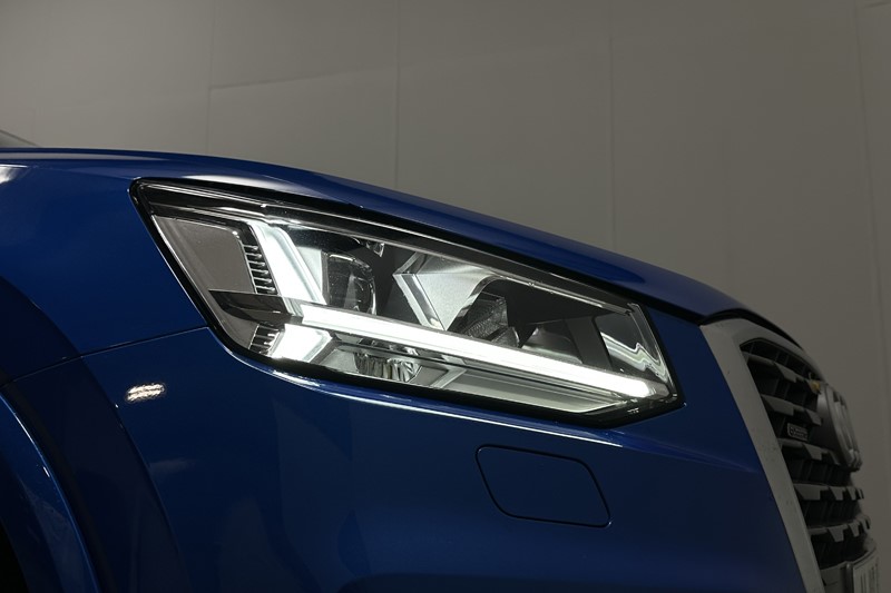 2019 (19) AUDI Q2 40 TFSI Quattro S Line 5dr S Tronic 5773694