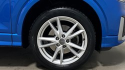 2019 (19) AUDI Q2 40 TFSI Quattro S Line 5dr S Tronic 5773651