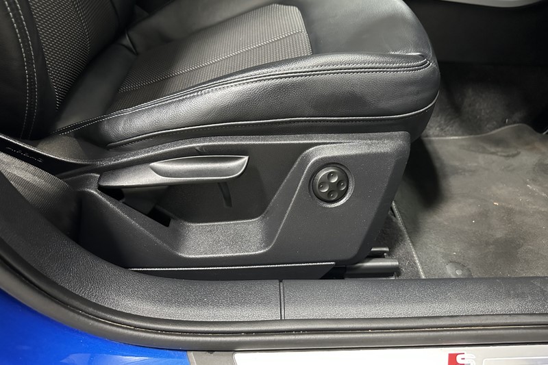 2019 (19) AUDI Q2 40 TFSI Quattro S Line 5dr S Tronic 5773659