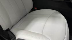2022 (22) LAND ROVER RANGE ROVER SPORT 3.0 D300 Dynamic SE 5dr Auto 5772335