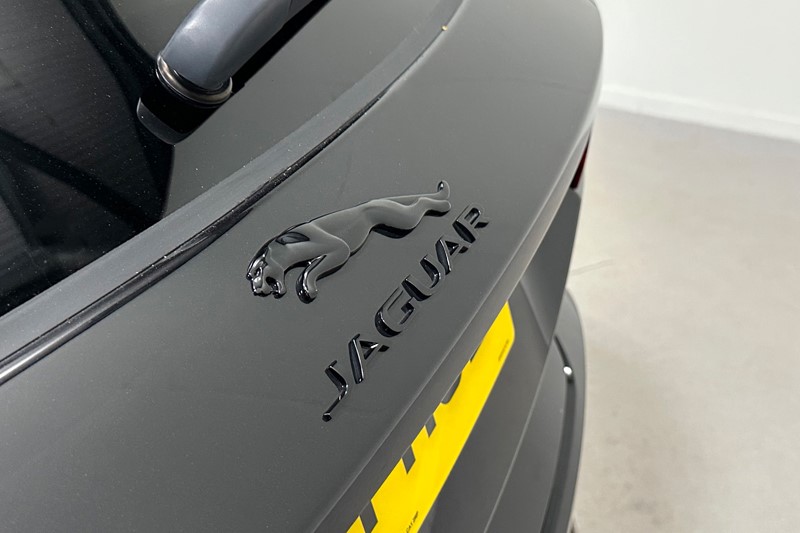 2024 (74) JAGUAR E-PACE 2.0 D200 R-Dynamic SE Black 5dr Auto 5791932