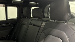 2023 (23) LAND ROVER DEFENDER 3.0 D300 X-Dynamic HSE 110 5dr Auto 5816463