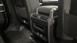 2023 (23) LAND ROVER DEFENDER 3.0 D300 X-Dynamic HSE 110 5dr Auto 5816431