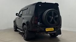 2023 (23) LAND ROVER DEFENDER 3.0 D300 X-Dynamic HSE 110 5dr Auto 5816421