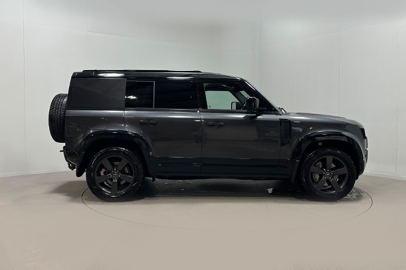 2024 (73) LAND ROVER COMMERCIAL DEFENDER 3.0 D300 Hard Top X-Dynamic HSE Auto [3 Seat] 5774459
