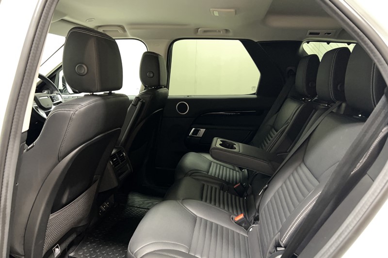 2023 (73) LAND ROVER DISCOVERY 3.0 D300 S 5dr Auto 5822293