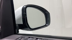 2023 (73) LAND ROVER DISCOVERY 3.0 D300 S 5dr Auto 5822268