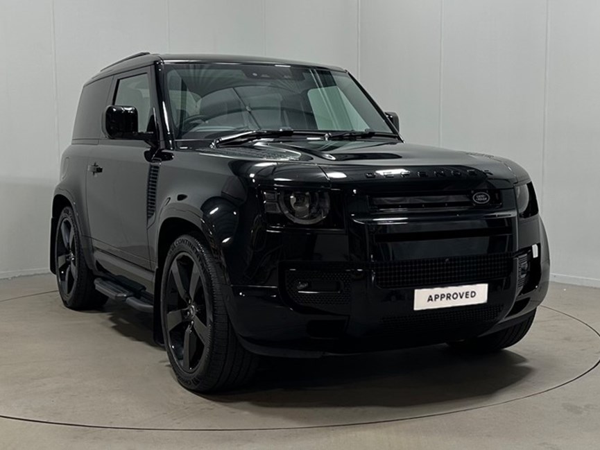 2025 (25) LAND ROVER DEFENDER 3.0 D250 X-Dynamic HSE 90 3dr Auto