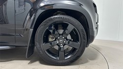 2025 (25) LAND ROVER DEFENDER 3.0 D250 X-Dynamic HSE 90 3dr Auto 5790774