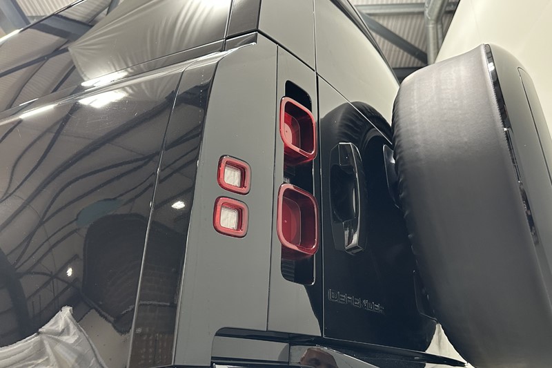 2025 (25) LAND ROVER DEFENDER 3.0 D250 X-Dynamic HSE 90 3dr Auto 5790812