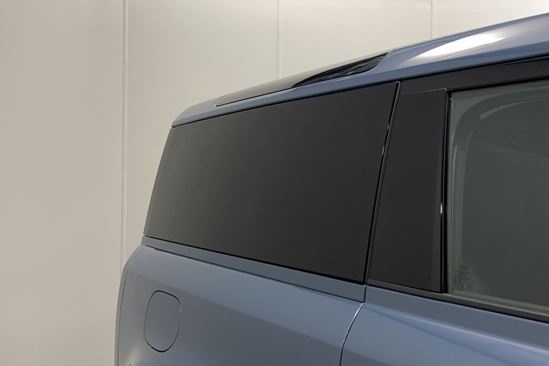 2023 (73) LAND ROVER COMMERCIAL DEFENDER 3.0 D250 Hard Top Auto [3 Seat] 5797650