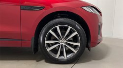 2023 (73) JAGUAR F-PACE 2.0 D200 R-Dynamic SE Black 5dr Auto AWD 5801386