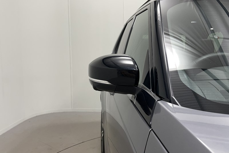 2023 (73) LAND ROVER DISCOVERY 3.0 D300 Dynamic HSE 5dr Auto 5822895