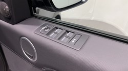 2023 (73) LAND ROVER DISCOVERY 3.0 D300 Dynamic HSE 5dr Auto 5822856