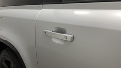 2021 (21) LAND ROVER DEFENDER 3.0 D250 SE 90 3dr Auto 5822370