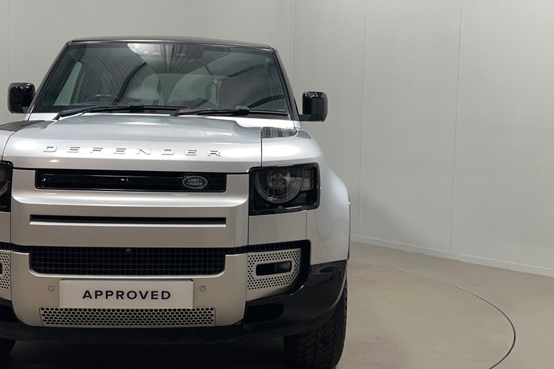 2021 (21) LAND ROVER DEFENDER 3.0 D250 SE 90 3dr Auto 5822376