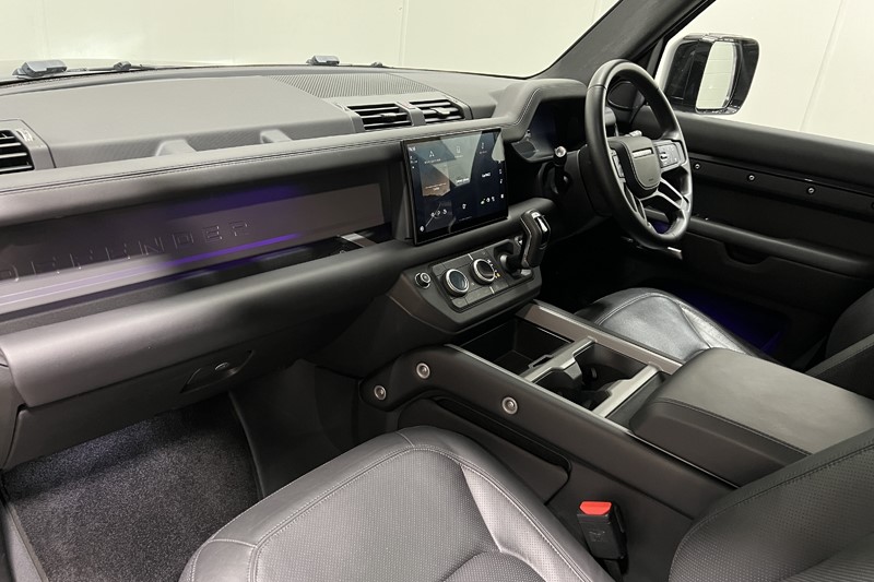 2025 (25) LAND ROVER DEFENDER 3.0 D350 X-Dynamic HSE 130 5dr Auto [8 Seat] 5798591
