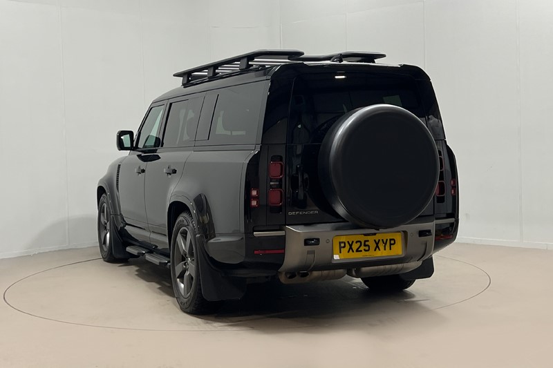 2025 (25) LAND ROVER DEFENDER 3.0 D350 X-Dynamic HSE 130 5dr Auto [8 Seat] 5798569