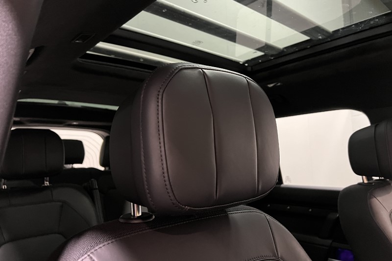 2025 (25) LAND ROVER DEFENDER 3.0 D350 X-Dynamic HSE 130 5dr Auto [8 Seat] 5798599