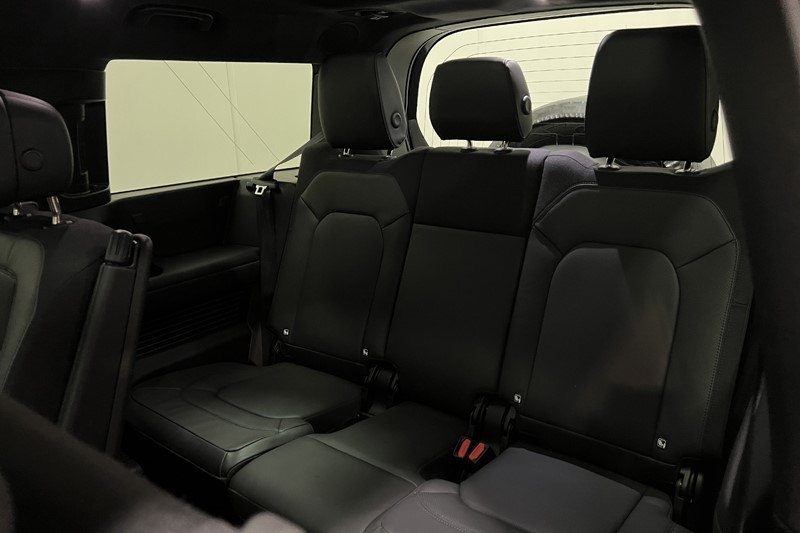 2025 (25) LAND ROVER DEFENDER 3.0 D350 X-Dynamic HSE 130 5dr Auto [8 Seat] 5798586