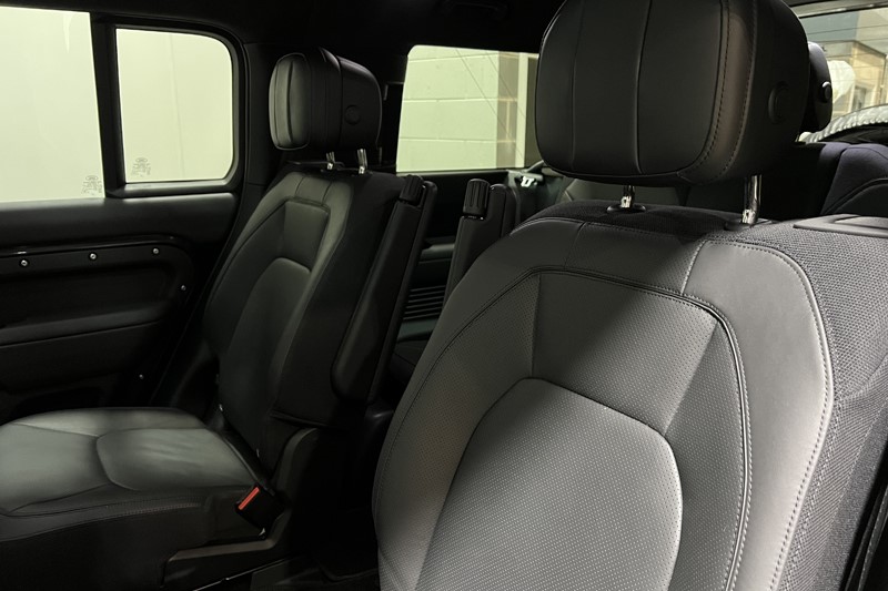 2025 (25) LAND ROVER DEFENDER 3.0 D350 X-Dynamic HSE 130 5dr Auto [8 Seat] 5798588