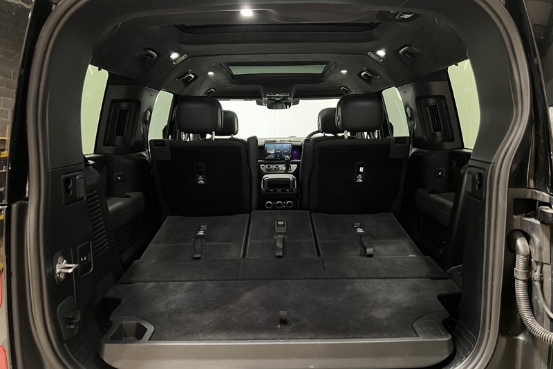 2025 (25) LAND ROVER DEFENDER 3.0 D350 X-Dynamic HSE 130 5dr Auto [8 Seat] 5798579