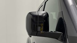 2025 (25) LAND ROVER DEFENDER 2.0 P300e X-Dynamic SE 110 5dr Auto 5827854