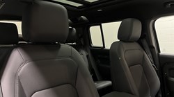 2025 (25) LAND ROVER DEFENDER 2.0 P300e X-Dynamic SE 110 5dr Auto 5827862