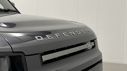 2025 (25) LAND ROVER DEFENDER 2.0 P300e X-Dynamic SE 110 5dr Auto 5827874