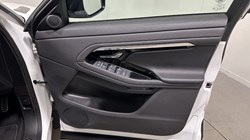 2022 (22) LAND ROVER RANGE ROVER EVOQUE 2.0 D200 R-Dynamic S 5dr Auto 5819233