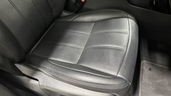 2022 (22) LAND ROVER RANGE ROVER EVOQUE 2.0 D200 R-Dynamic S 5dr Auto 5819237