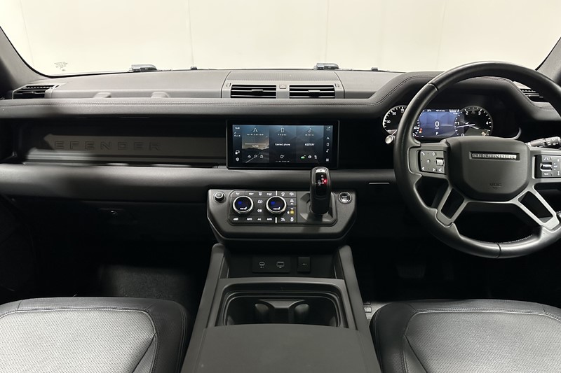 2023 (23) LAND ROVER DEFENDER 3.0 D250 X-Dynamic SE 110 5dr Auto 5818080