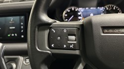 2023 (23) LAND ROVER DEFENDER 3.0 D250 X-Dynamic SE 110 5dr Auto 5818094