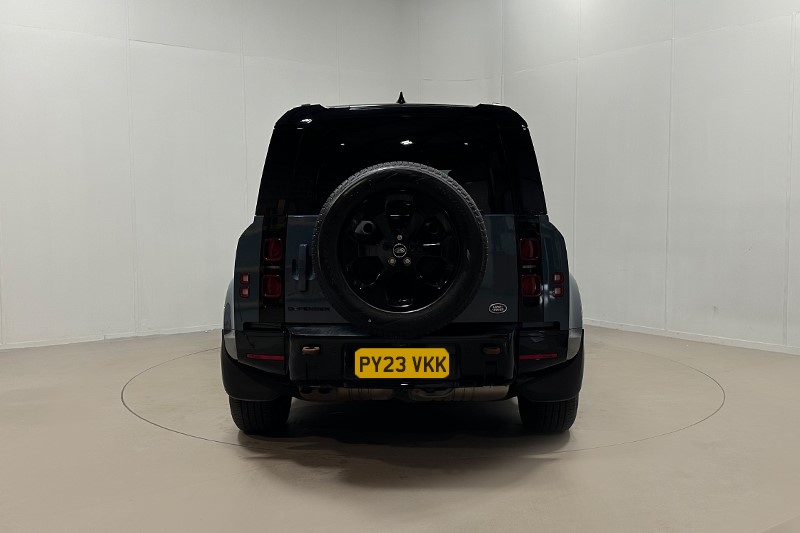 2023 (23) LAND ROVER DEFENDER 3.0 D250 X-Dynamic SE 110 5dr Auto 5818076